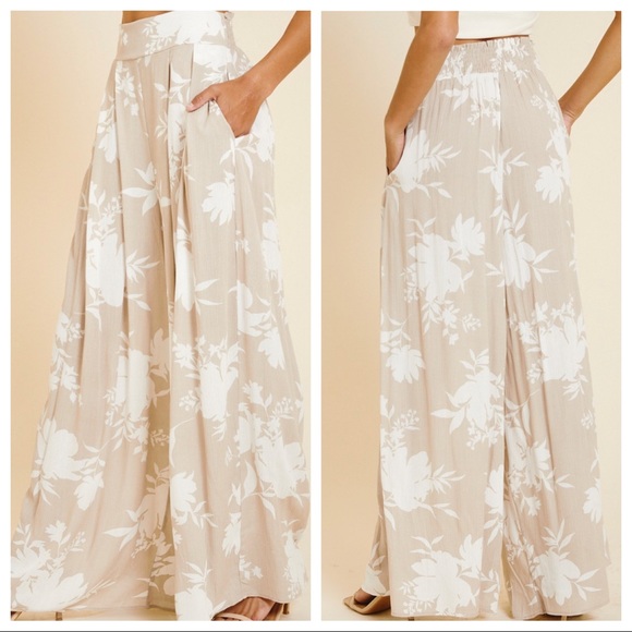 Boho Chic Floral print Extra Wide Leg Fabulous Pants - Picture 4 of 4